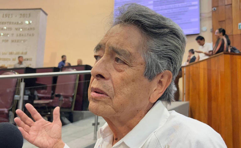 Padre del exgobernador, Ahued y Cuitláhuac, hacen señalamientos sobre Nahle; ella dice no saber del tema