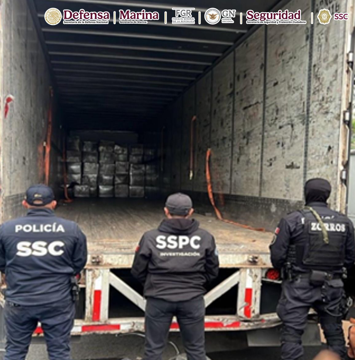 Aseguran camión con mil 278 kilos de mariguana en CDMX