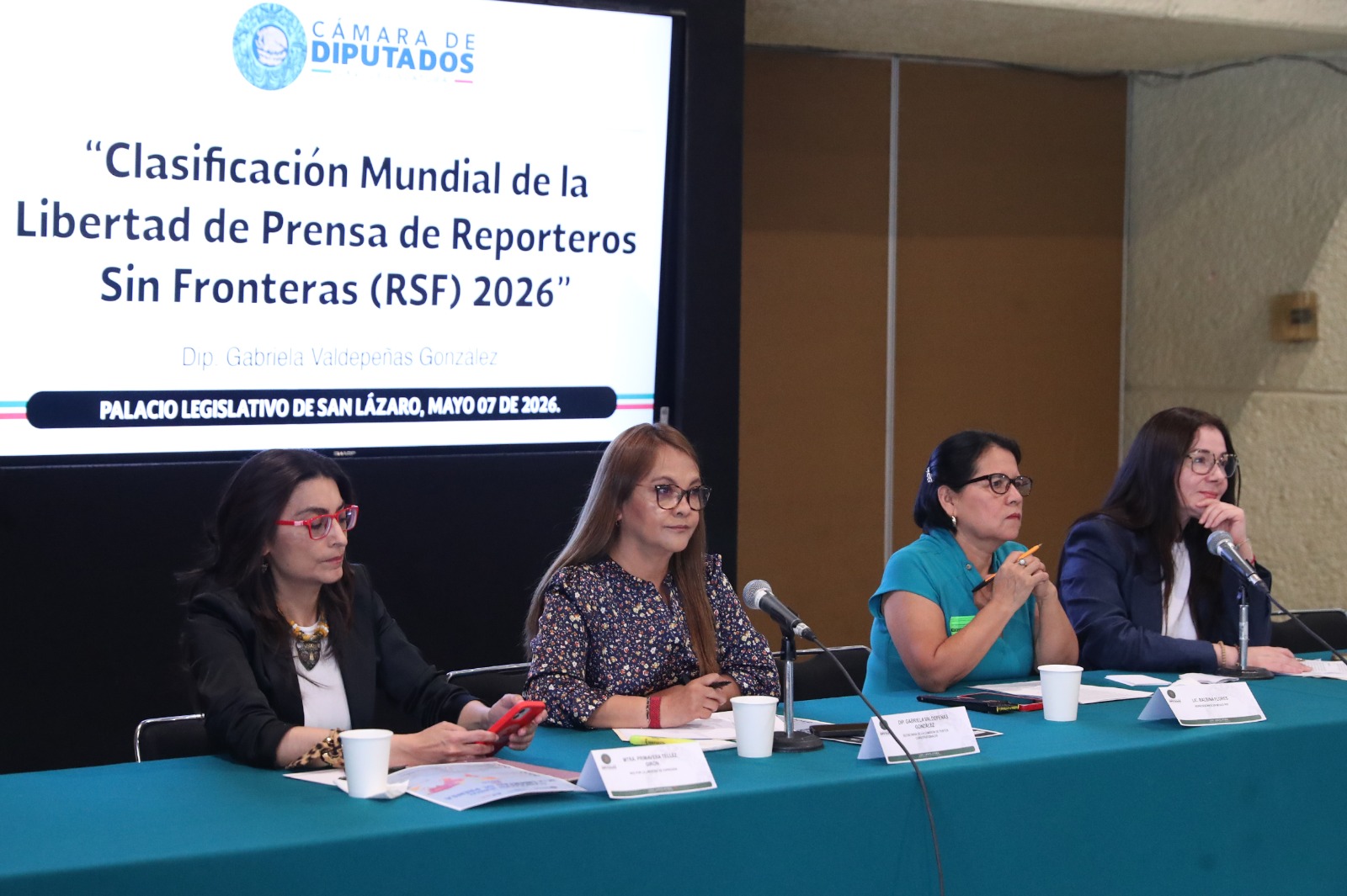 Para "Reporteros sin Fronteras" México empeoró su puntuación en materia de libertad de prensa