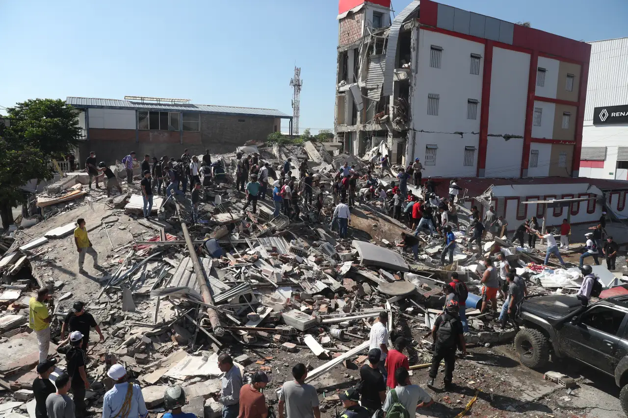 SRE no tiene reporte de mexicanos afectados por sismo en Colombia