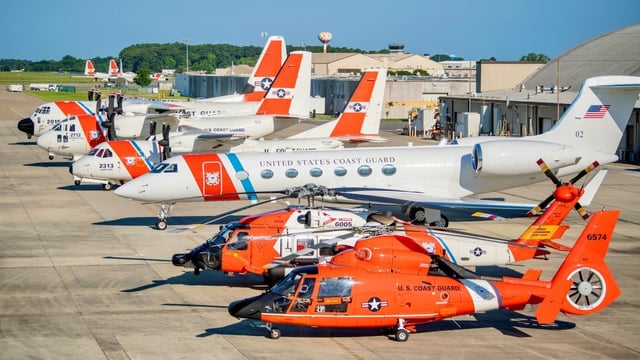 Guardia Costera halla restos de avión ambulancia desaparecido; sigue la búsqueda de pasajeros