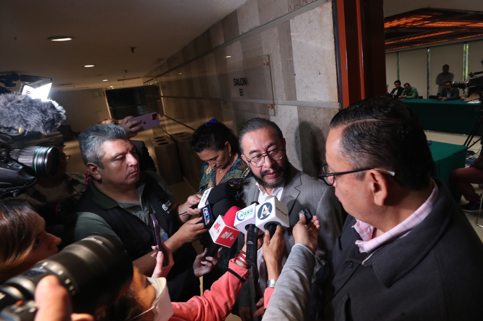 Afirma Hugo Eric que no hay solicitud para retirar fuero a Enrique Inzunza