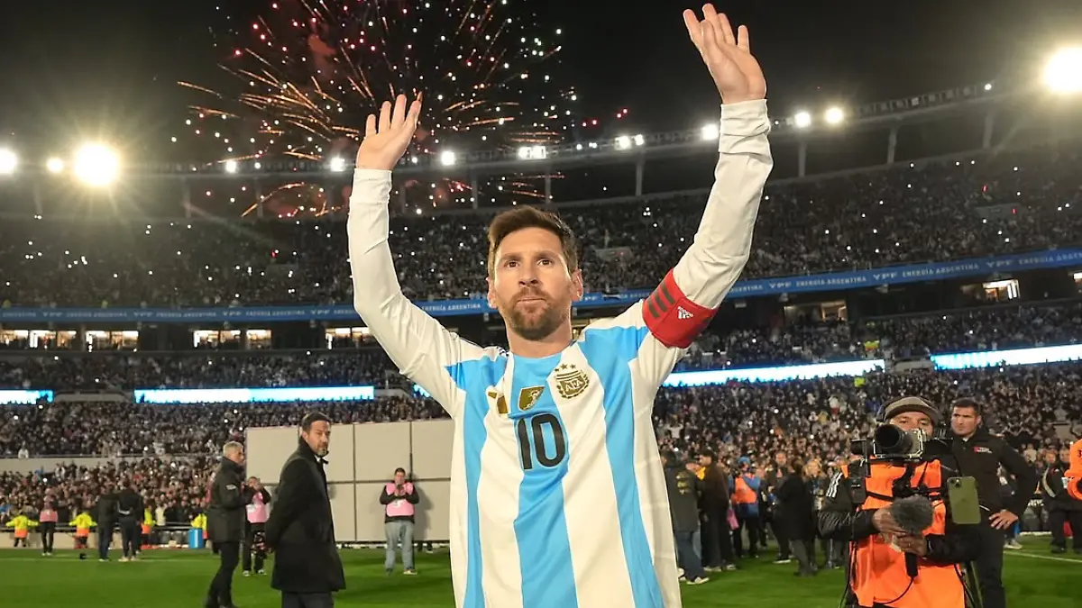 Argentina lanza lista para la Copa del Mundo con Lionel Messi a la cabeza