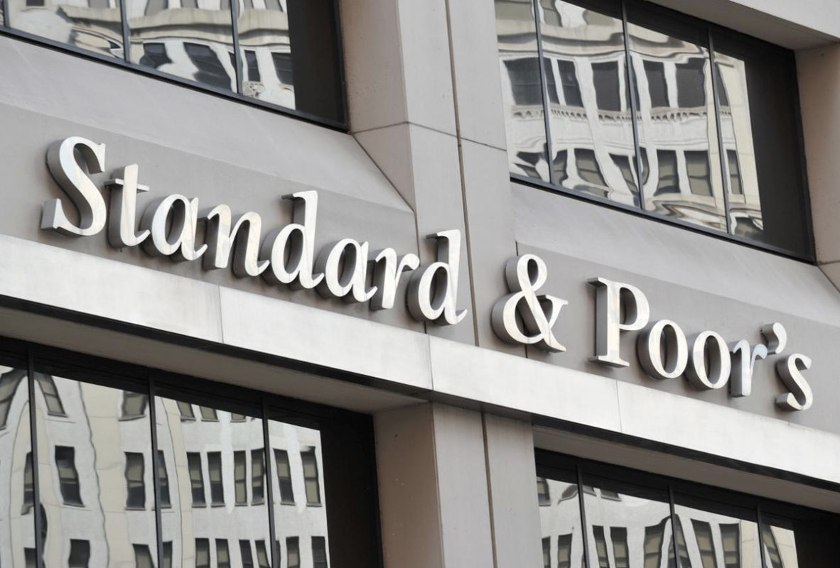 Standard and Poor's baja la calificación económica de México
