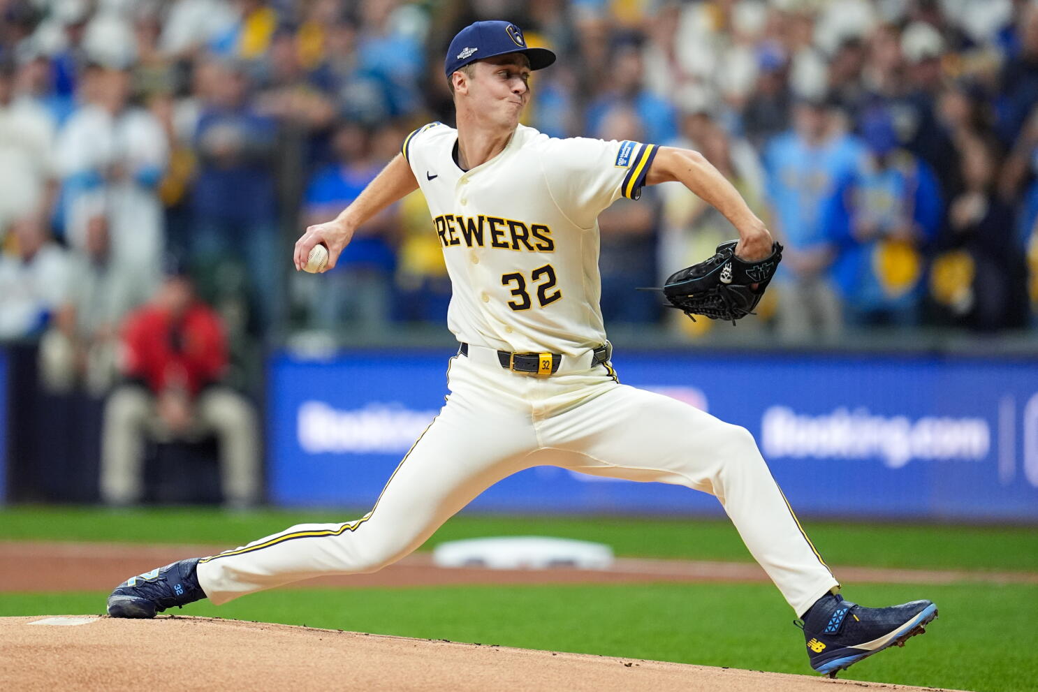 Cerveceros toman ventaja en la Serie Mundial tras vencer 3-2 a los Rays en el Juego 1