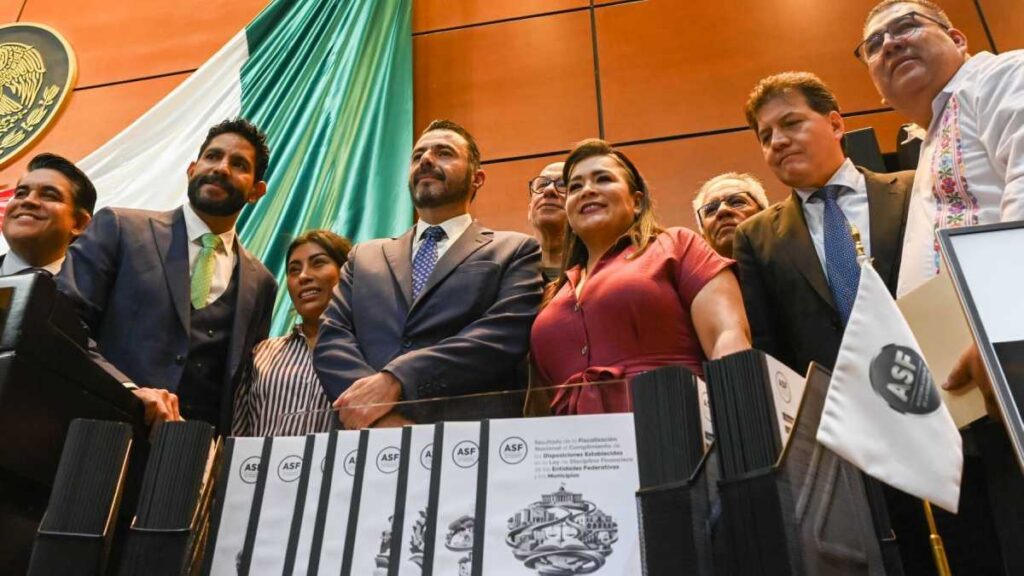 ASF detecta más de 9 mil millones de pesos sin aclarar en los tres órdenes de gobierno