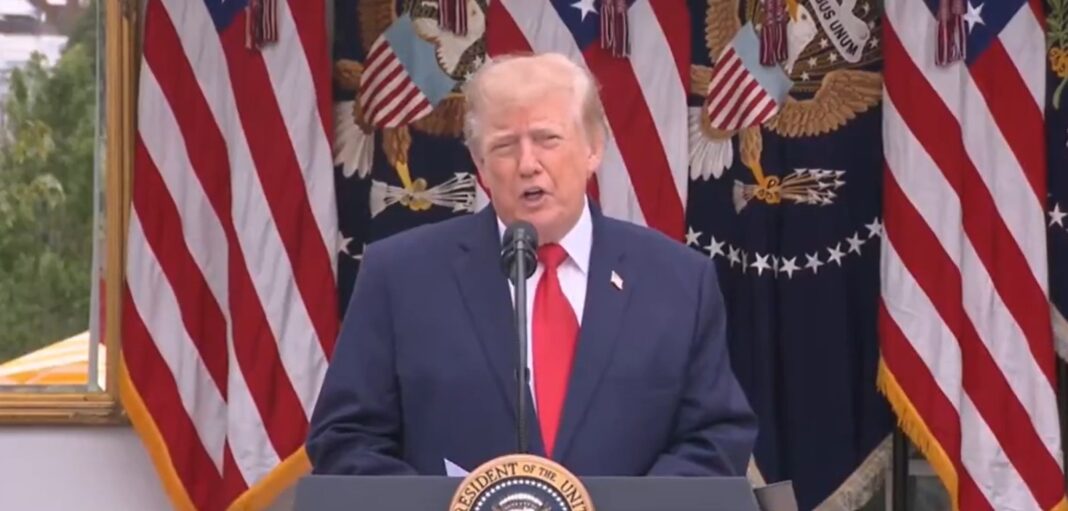 Trump vuelve a afirmar que los cárteles gobiernan México y que se lo ha dicho directamente a Sheinbaum