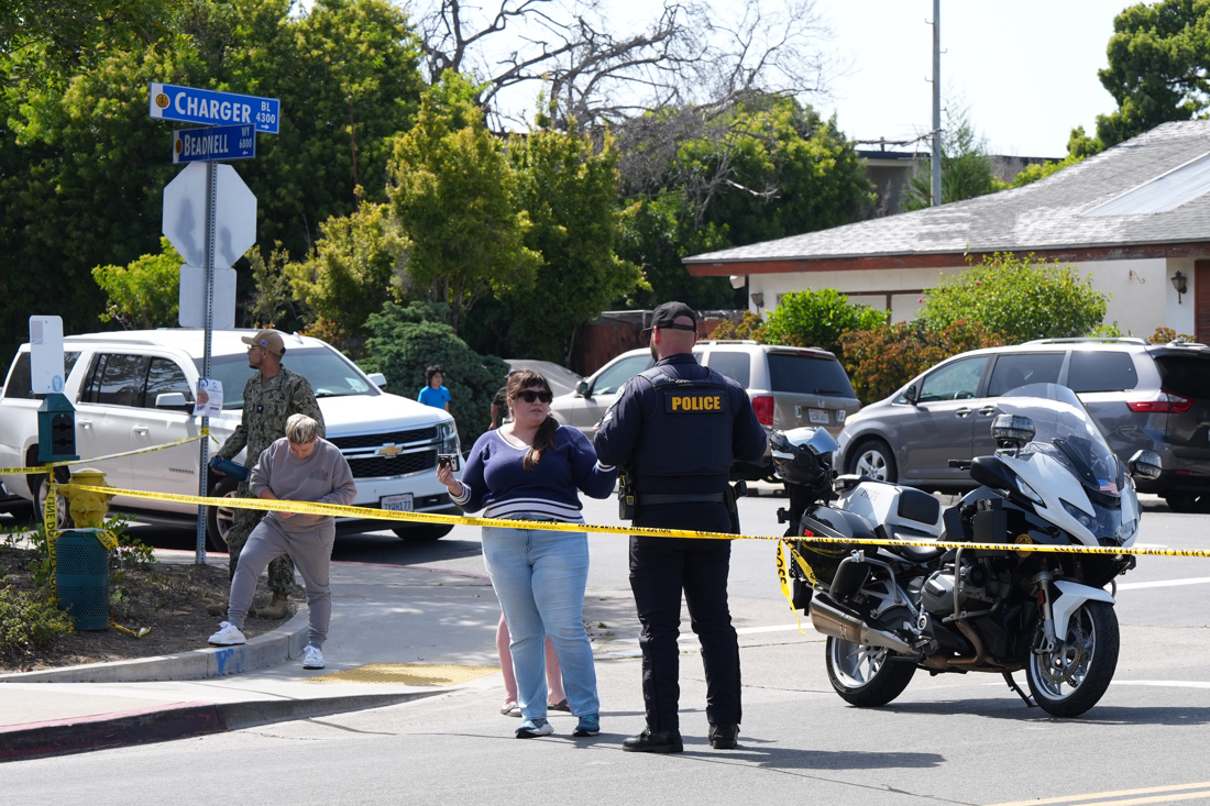 2 muertos y 9 heridos en doble tiroteo cerca de la base de la Selección Inglesa en Kansas City