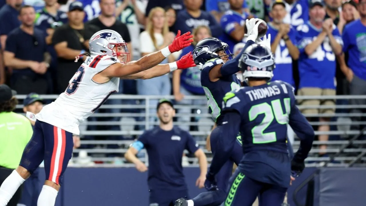 Con intercepción al final, Seahawks vence a Patriots en el inicio de la NFL