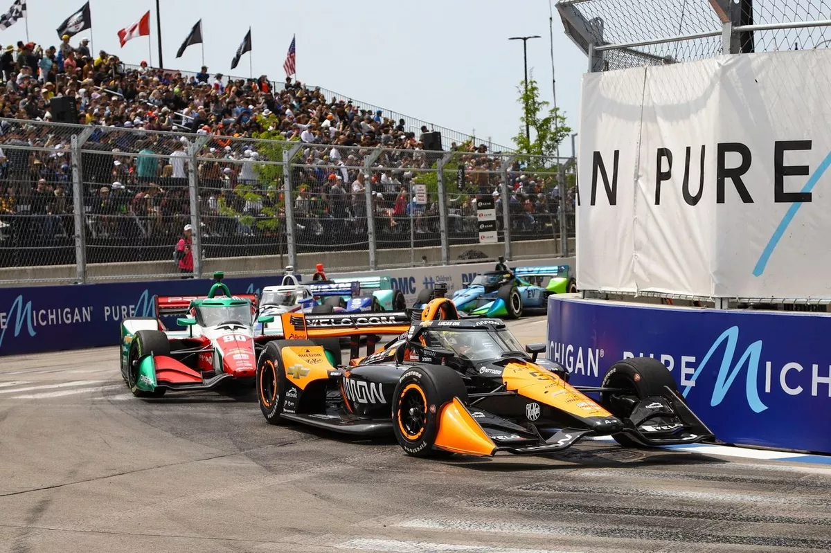 'Pato' destaca en prácticas previas al Gran Premio de Detriot