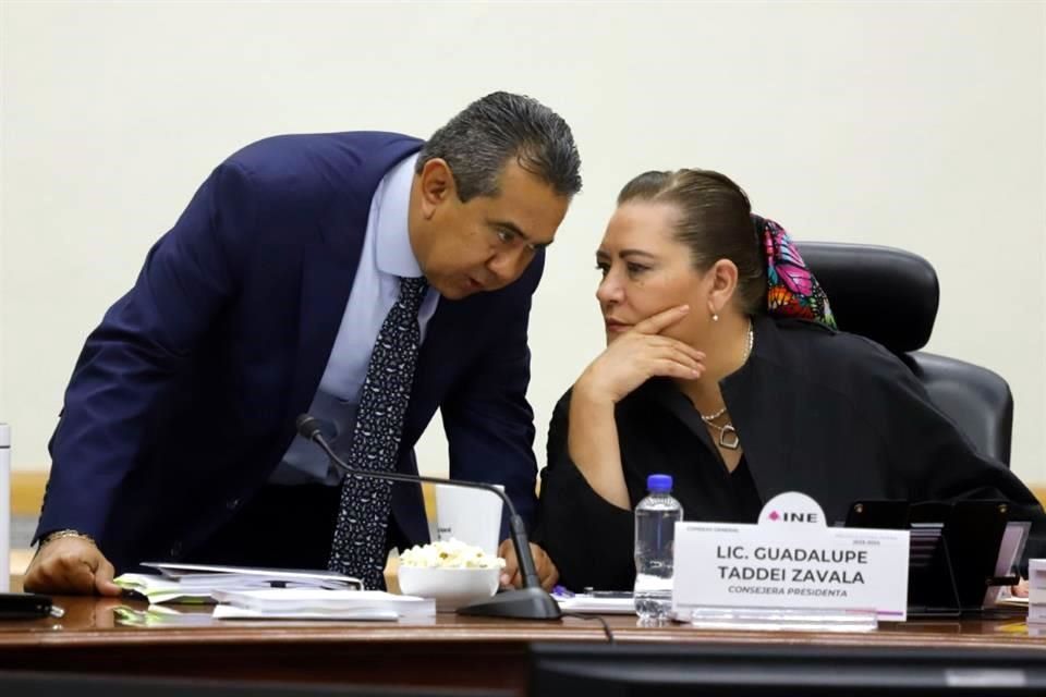 Jorge Montaño, consejero del INE cercano a Taddei, se salvó de ir a la cárcel en Tabasco