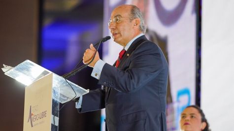 Reaparece Felipe Calderón en el Foro América Libre y arremete contra la 4T