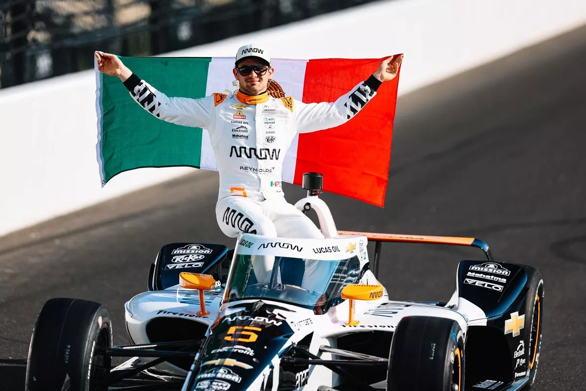 Pato O'Ward vuelve a rozar la gloria; es 4º en Indy 500