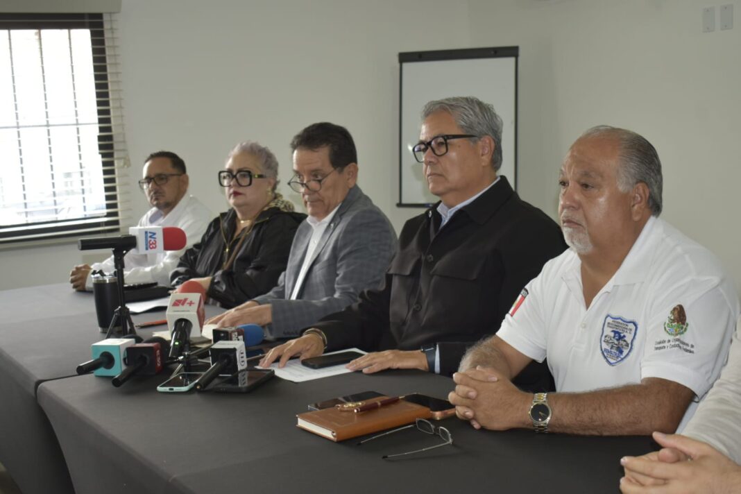 Autotransportistas convocan a paro nacional indefinido para el lunes 26 de octubre